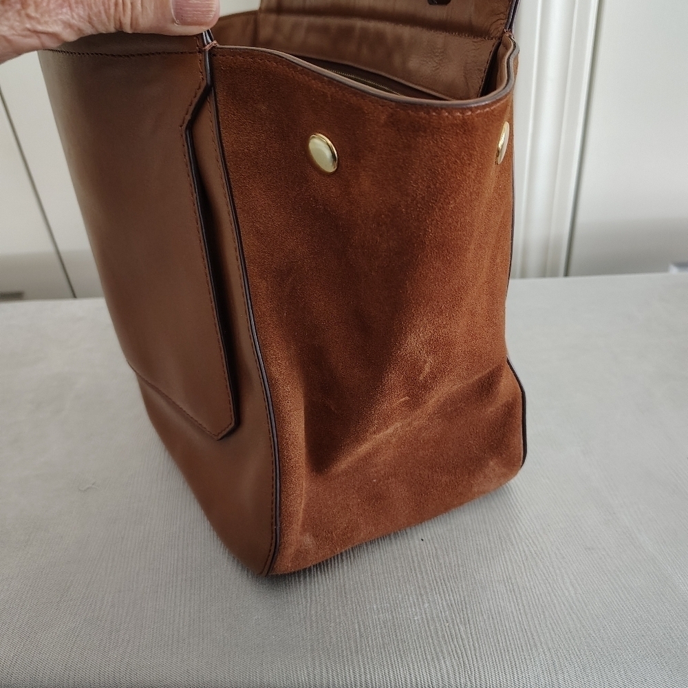 Halston Brown Heritage Shoulder Bag - Picture 11 of 14